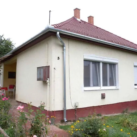 Holiday Balatonbereny/balaton 18111 Holiday home Balatonbereny